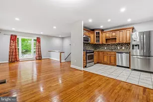 8103 Manson St, Hyattsville, MD 20785 - Photo 10