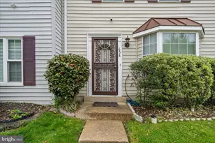 658 Mt Lubentia Ct E, Upper Marlboro, MD 20774 - Photo 2