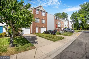9820 Berrywood Ct, Springdale, MD 20774 - Photo 6