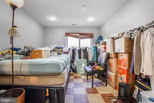 9820 Berrywood Ct, Springdale, MD 20774 - Photo 12