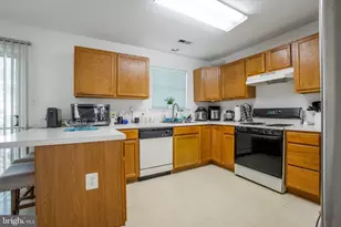 9820 Berrywood Ct, Springdale, MD 20774 - Photo 42
