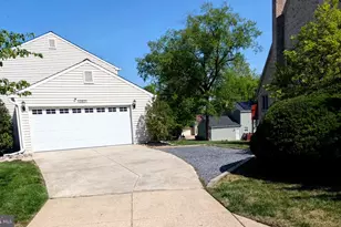 12821 Asbury Dr, Fort Washington, MD 20744 - Photo 18