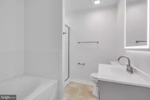 9700 Lake Pointe Ct, Upper Marlboro, MD 20774 - Photo 20