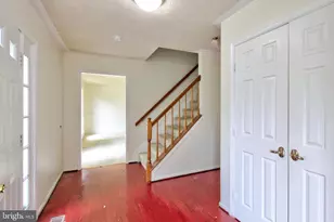 10711 Featherstone Dr, Fort Washington, MD 20744 - Photo 2