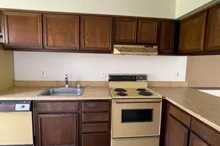 15837 Millbrook Ln, Laurel, MD 20707 - Photo 8