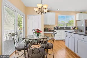 15508 Overchase Ln, Bowie, MD 20715 - Photo 18