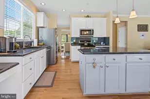 15508 Overchase Ln, Bowie, MD 20715 - Photo 20