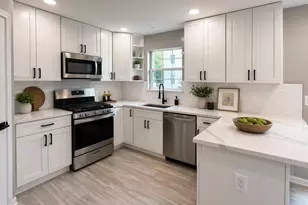9016 Lake Largo Dr, Upper Marlboro, MD 20774 - Photo 2