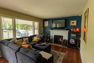 10028 Dubarry St, Glenn Dale, MD 20769 - Photo 2