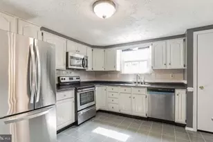 10801 Winston Churchill Ct, Upper Marlboro, MD 20772 - Photo 22