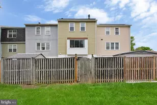 10721 Castleton Turn, Upper Marlboro, MD 20774 - Photo 36