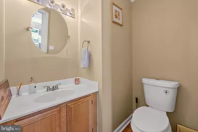 7112 Mahogany Drive #7, Landover, MD 20785 - Photo 6