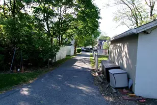 11723 Chilcoate Ln, Beltsville, MD 20705 - Photo 2