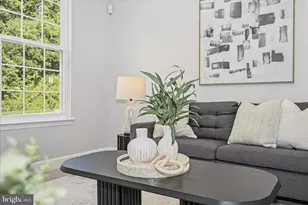 7907 Homefield Dr, Landover, MD 20785 - Photo 8