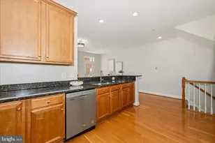 7907 Homefield Dr, Landover, MD 20785 - Photo 22