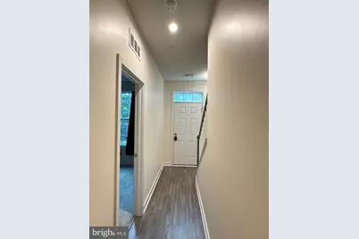 4812 Crest View Drive, Hyattsville, MD 20782 - Photo 6