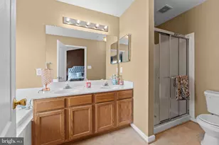9617 Woodyard Cir, Upper Marlboro, MD 20772 - Photo 18