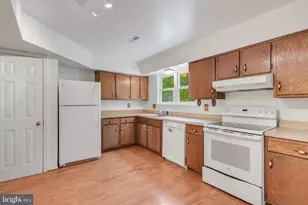 15802 Alameda Dr, Bowie, MD 20716 - Photo 4