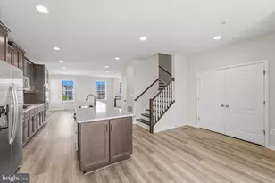 1049 Highpoint Trl, Laurel, MD 20707 - Photo 14