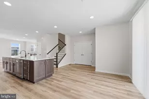 1049 Highpoint Trl, Laurel, MD 20707 - Photo 12
