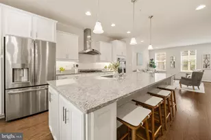507 Silver Clipper Ln, Oxon Hill, MD 20745 - Photo 2