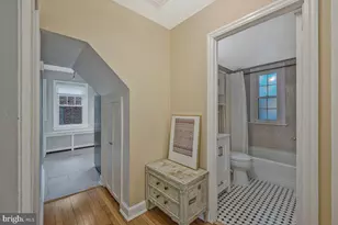 4205 Longfellow St, Hyattsville, MD 20781 - Photo 36