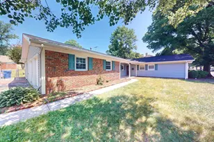 12200 Maycheck Ln, Bowie, MD 20715 - Photo 2