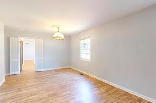 12200 Maycheck Ln, Bowie, MD 20715 - Photo 14