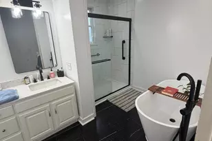 [Address not provided], Temple Hills, MD 20748 - Photo 8
