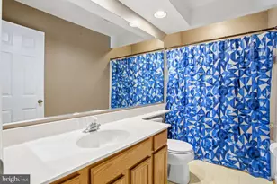 9904 Raintree Way, Clinton, MD 20735 - Photo 10