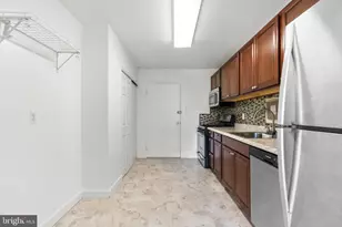 6100 Westchester Park Dr, College Park, MD 20740 - Photo 10