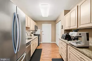 6100 Westchester Park Dr, College Park, MD 20740 - Photo 6