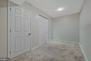 2404 Old Brooks Dr, Suitland, MD 20746 - Photo 32