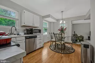 2404 Old Brooks Dr, Suitland, MD 20746 - Photo 10