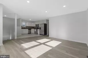 5004 Roanoke Pl, College Park, MD 20740 - Photo 2