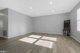 5004 Roanoke Pl, College Park, MD 20740 - Photo 4
