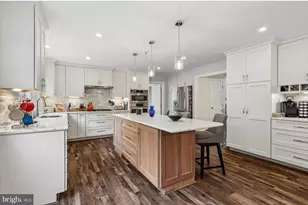 11903 Bracken Ct, Bowie, MD 20720 - Photo 8