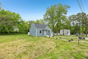 6710 Pine Grove, Suitland, MD 20746 - Photo 2