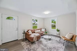 6710 Pine Grove, Suitland, MD 20746 - Photo 2