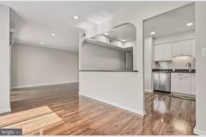 6942 Hanover Parkway #200, Greenbelt, MD 20770 - Photo 8