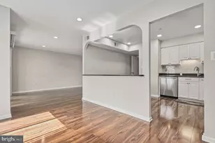 6942 Hanover Pkwy, Greenbelt, MD 20770 - Photo 8