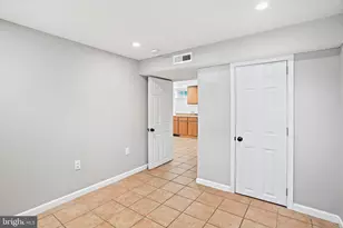 8919 58th Ave, College Park, MD 20740 - Photo 34