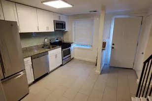 1909 Dutch Village Dr, Landover, MD 20785 - Photo 4