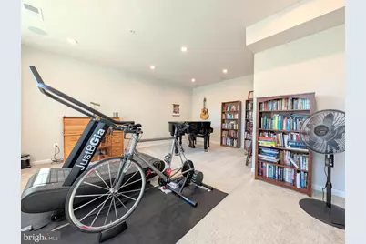 10100 Aerospace Road, Lanham, MD 20706 - Photo 4