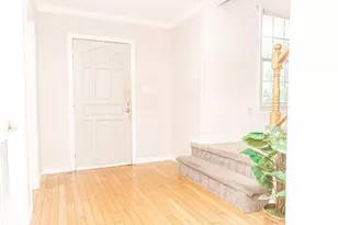 2103 Willowtree Ln, Temple Hills, MD 20748 - Photo 2