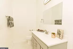 2103 Willowtree Ln, Temple Hills, MD 20748 - Photo 34