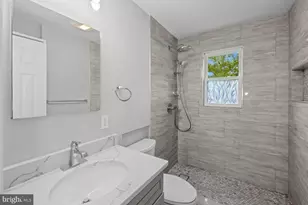 9728 53rd Ave, College Park, MD 20740 - Photo 18