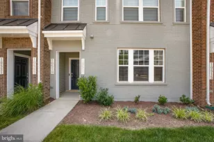 10517 Sally Ride, Lanham, MD 20706 - Photo 2