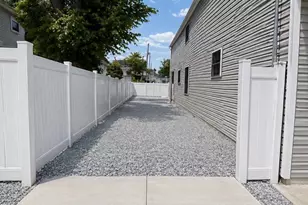6224 Foote St, Capitol Heights, MD 20743 - Photo 2