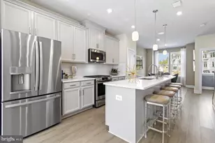 3427 Whippett Way Way, Hyattsville, MD 20782 - Photo 4